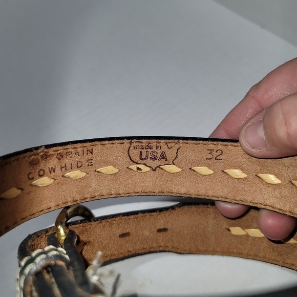 Vintage Hand Tooled Leather Belt Wheat Whipstitched Blue Natural 32 USA 1.25" - Picture 7 of 8